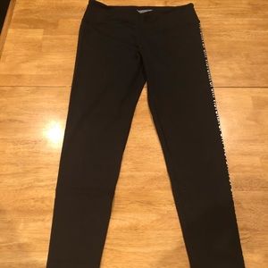 Victoria’s Secret Yoga Leggings - Size L